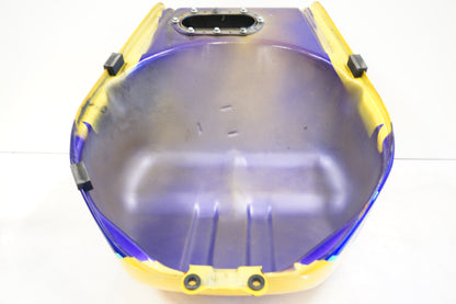 Extrabild2 på Bensintank från en Suzuki GSX-R 600 -1999 motorcykel.