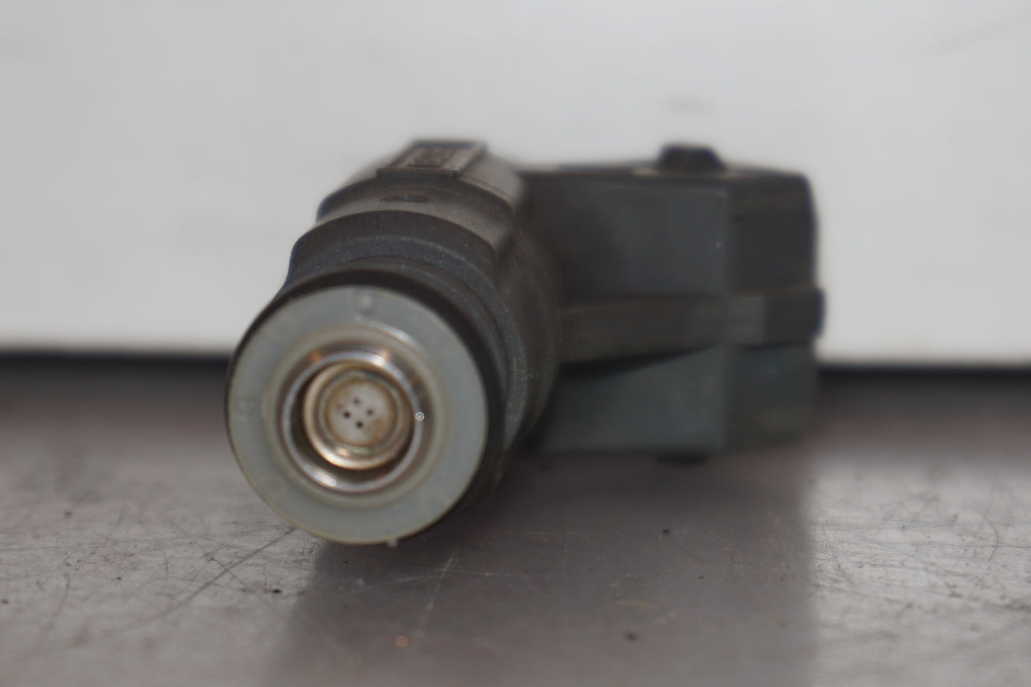 Baksidan på Spridare från en BMW R 850 R -2004 motorcykel.