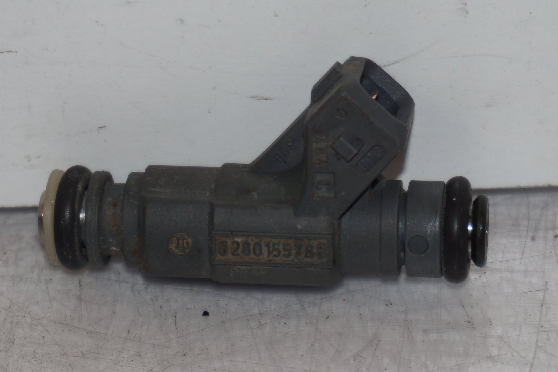 Snett uppifrån på Spridare från en BMW R 850 R -2004 motorcykel.