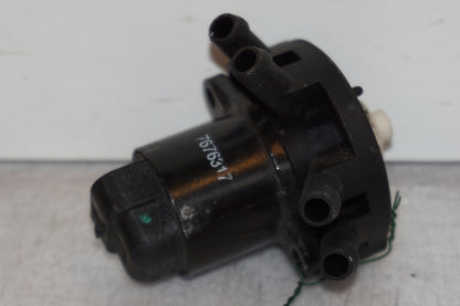 Framsidan på Tomgångsreglerare från en BMW K 1200 S -2007 motorcykel.