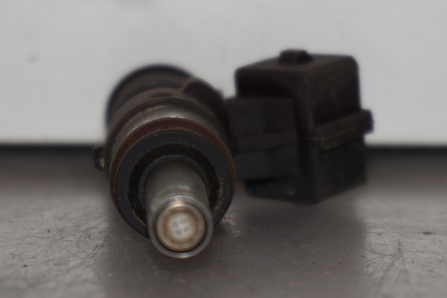 Snett nerifrån på Spjällhus från en BMW R 1200 GSA -2014 motorcykel.