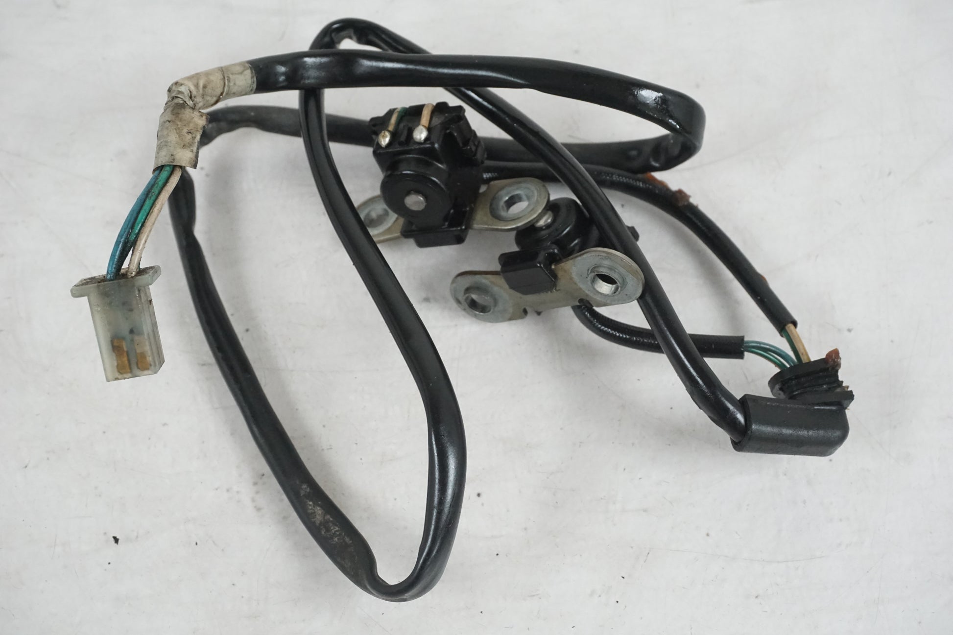 Framsidan på Tändpickup från en Honda XRV 750 -1993 motorcykel.