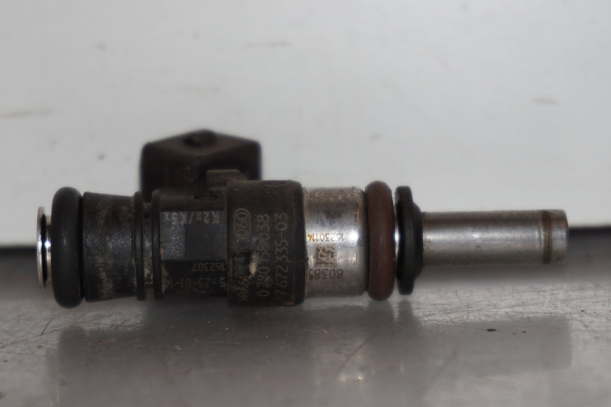 Extrabild1 på Spjällhus från en BMW R 1200 GSA -2014 motorcykel.