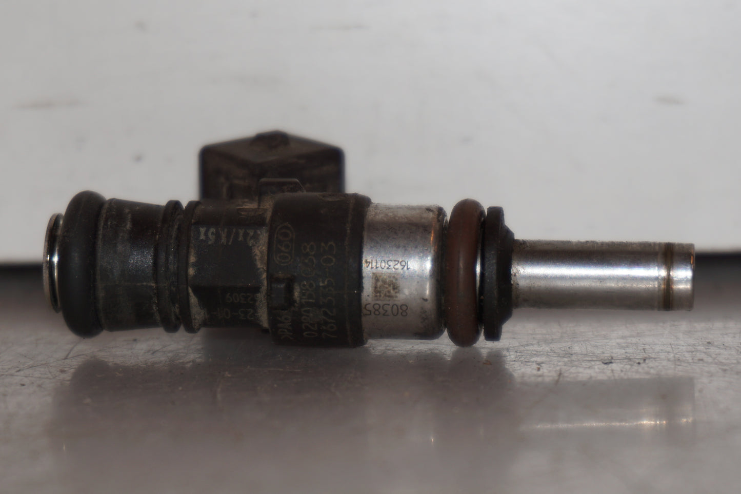 Extrabild1 på Spjällhus från en BMW R 1200 GSA -2014 motorcykel.