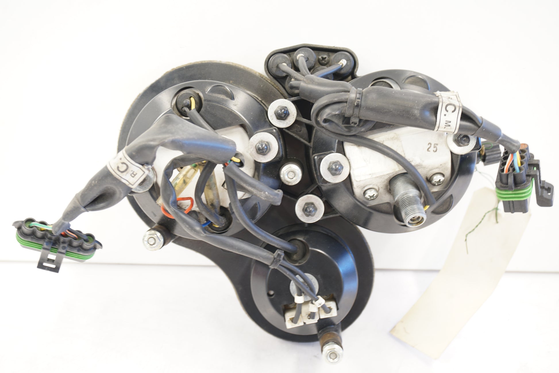 Snett nerifrån på Instrumentpanel från en Ducati 75 Sport -2001 motorcykel.