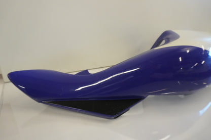 Baksidan på Bakvinge från en Kawasaki ZX-7R -1996 motorcykel.