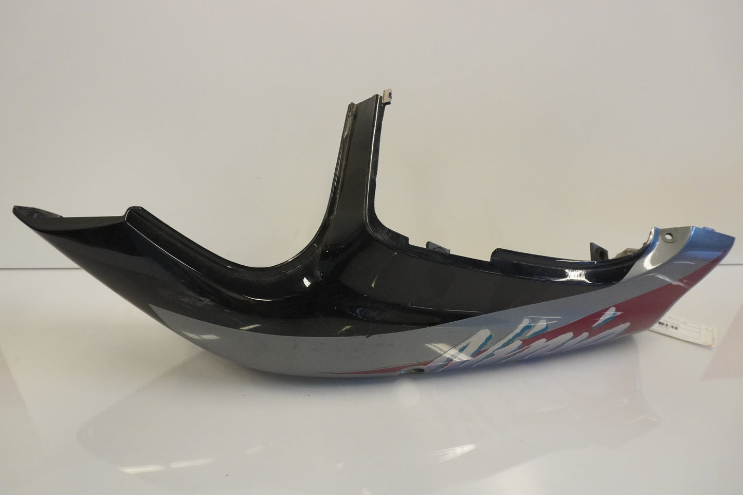 Baksidan på Bakvinge från en Kawasaki ZX-9R -1994 motorcykel.