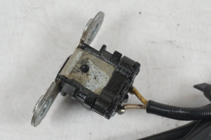 Vänster sida på Tändpickup från en Honda XRV 750 -1997 motorcykel.