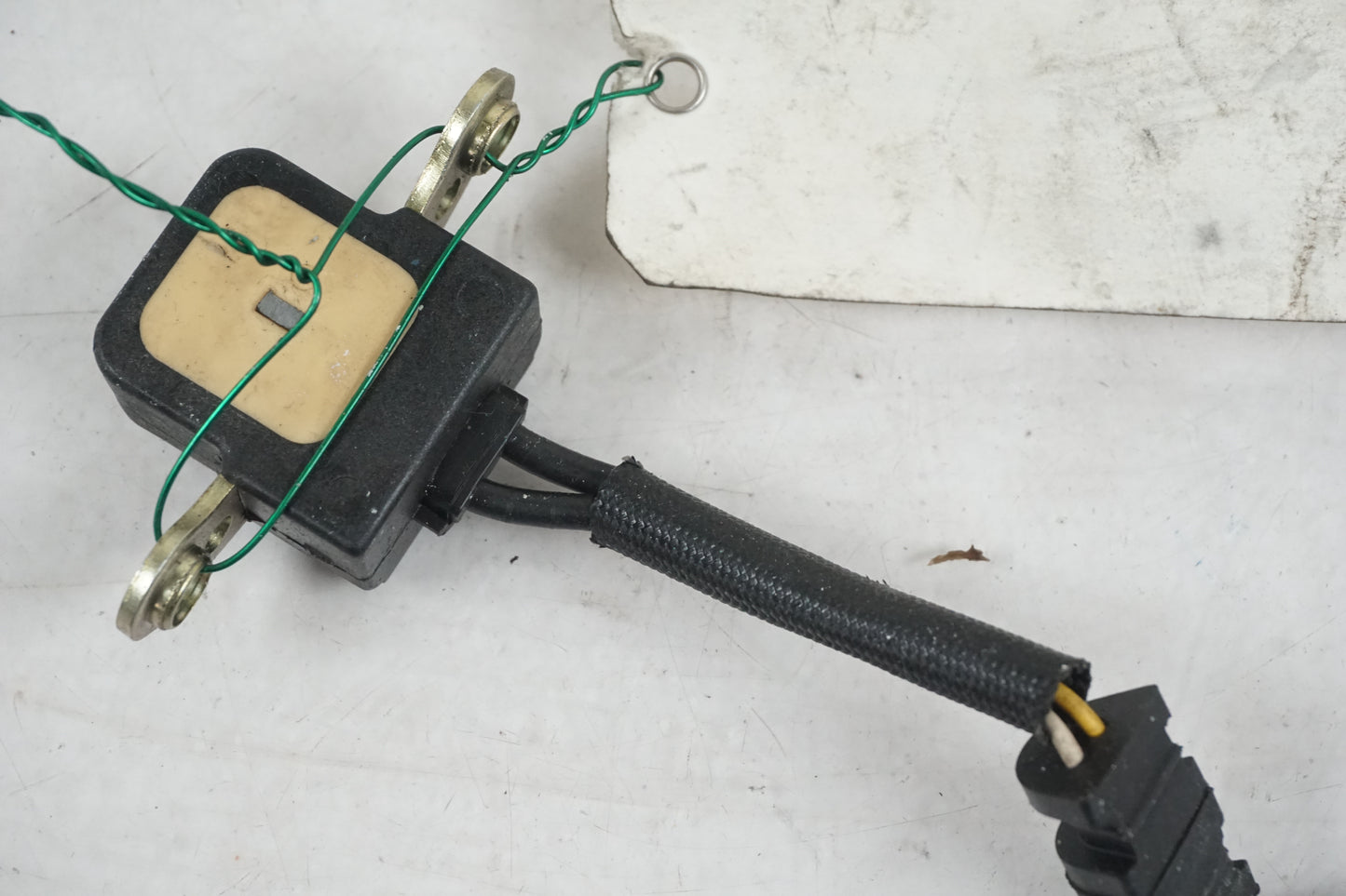 Snett uppifrån på Tändpickup från en Honda CBR 900 RR -1996 motorcykel.