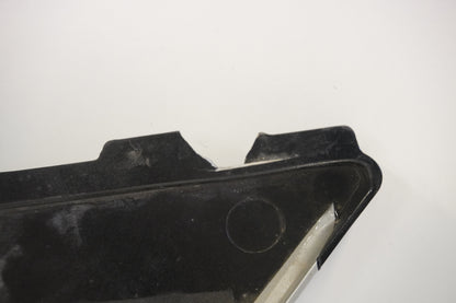 Vänster sida på Sidopanel från en Kawasaki GPX 600 -1989 motorcykel.