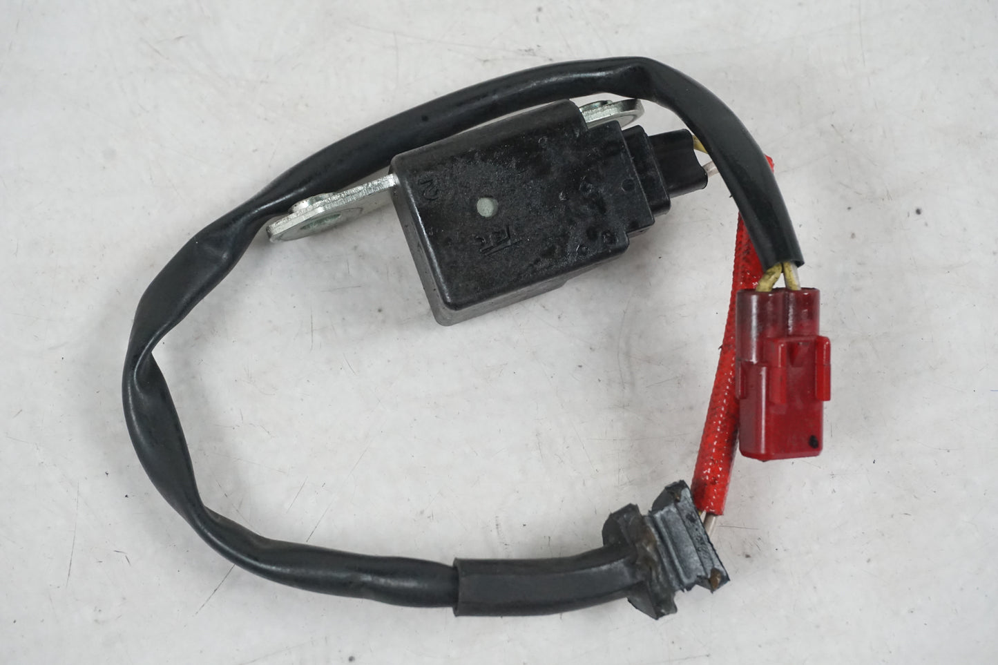 Framsidan på Tändpickup från en Honda CBR 1000 RR -2007 motorcykel.