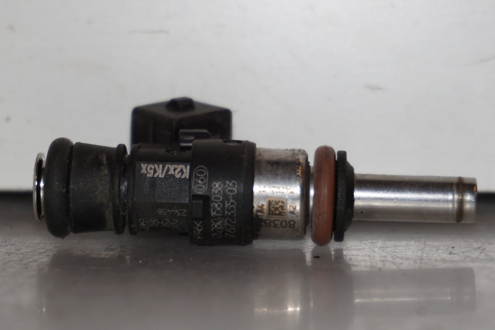 Höger sida på Spridare från en BMW R 1200 RS -2015 motorcykel.