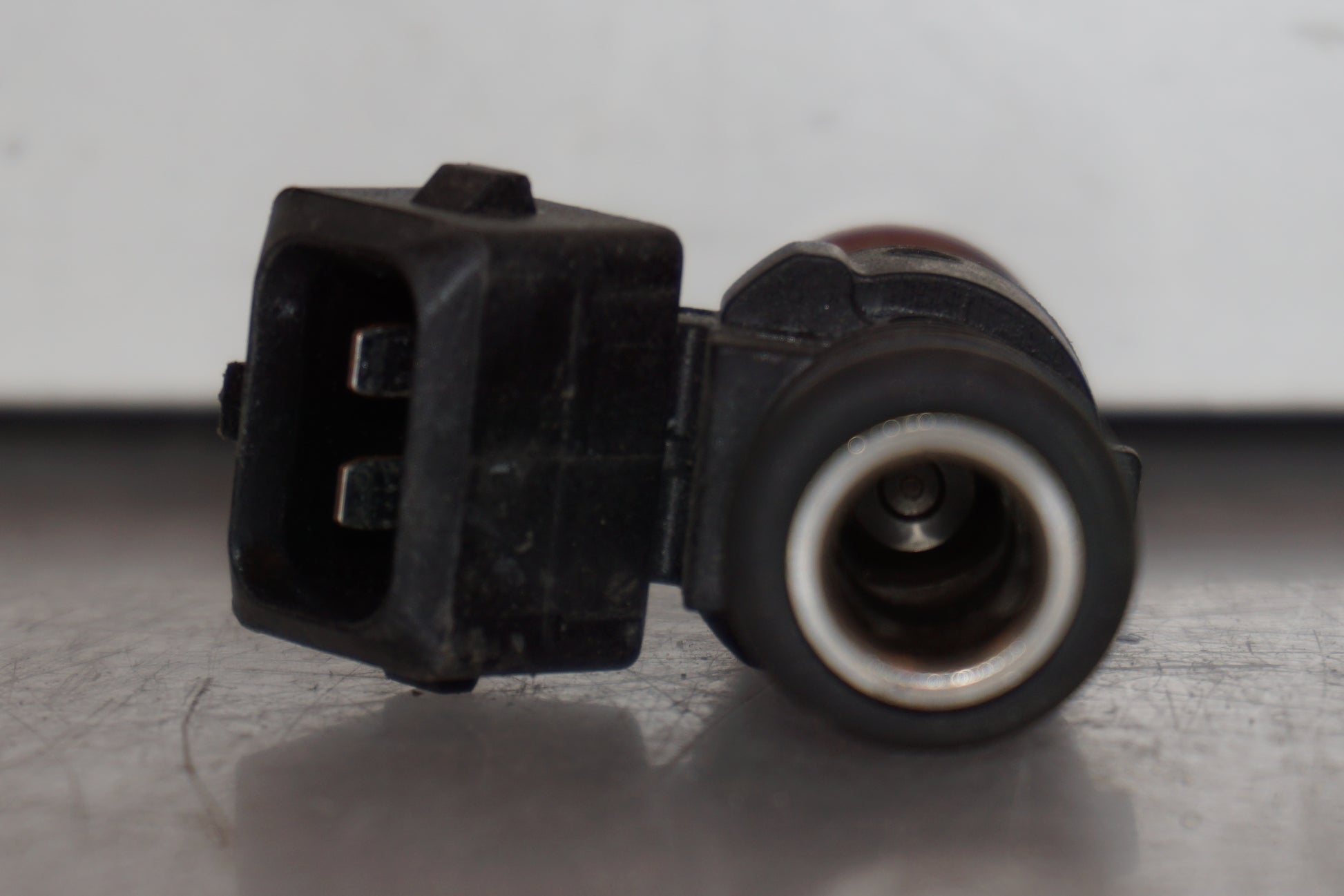 Vänster sida på Spridare från en BMW R 1200 RS -2015 motorcykel.