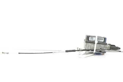 Framsidan på Farthållarservo från en BMW K 1200 LT -2004 motorcykel.