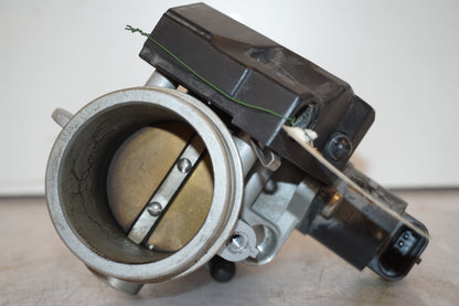 Extrabild1 på Spjällhus från en BMW R 1200 GS -2005 motorcykel.