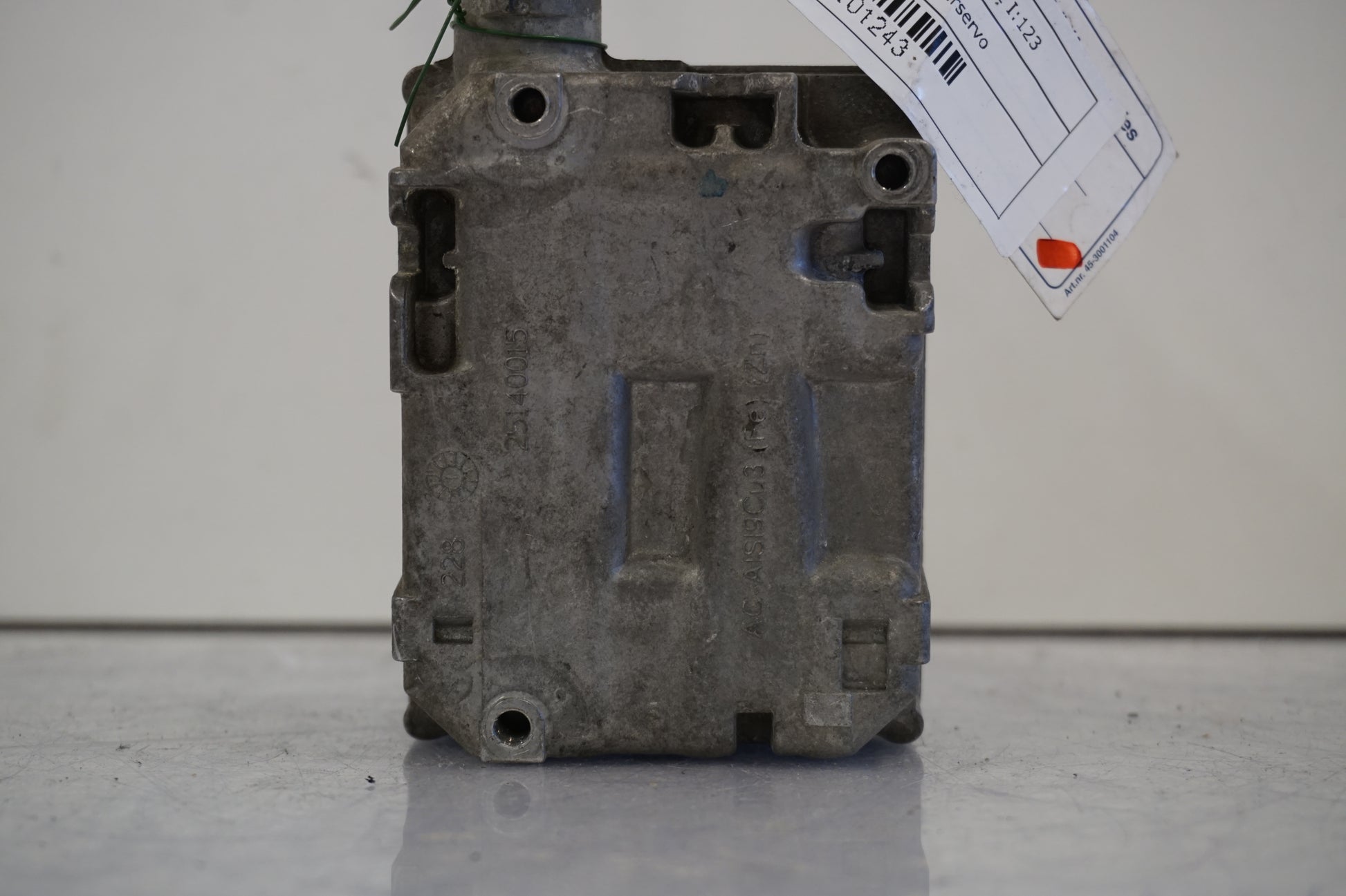 Extrabild3 på Farthållarservo från en BMW K 1200 RS -2002 motorcykel.