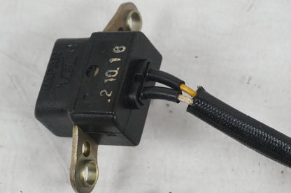 Höger sida på Tändpickup från en Honda CBR 900 RR -1993 motorcykel.