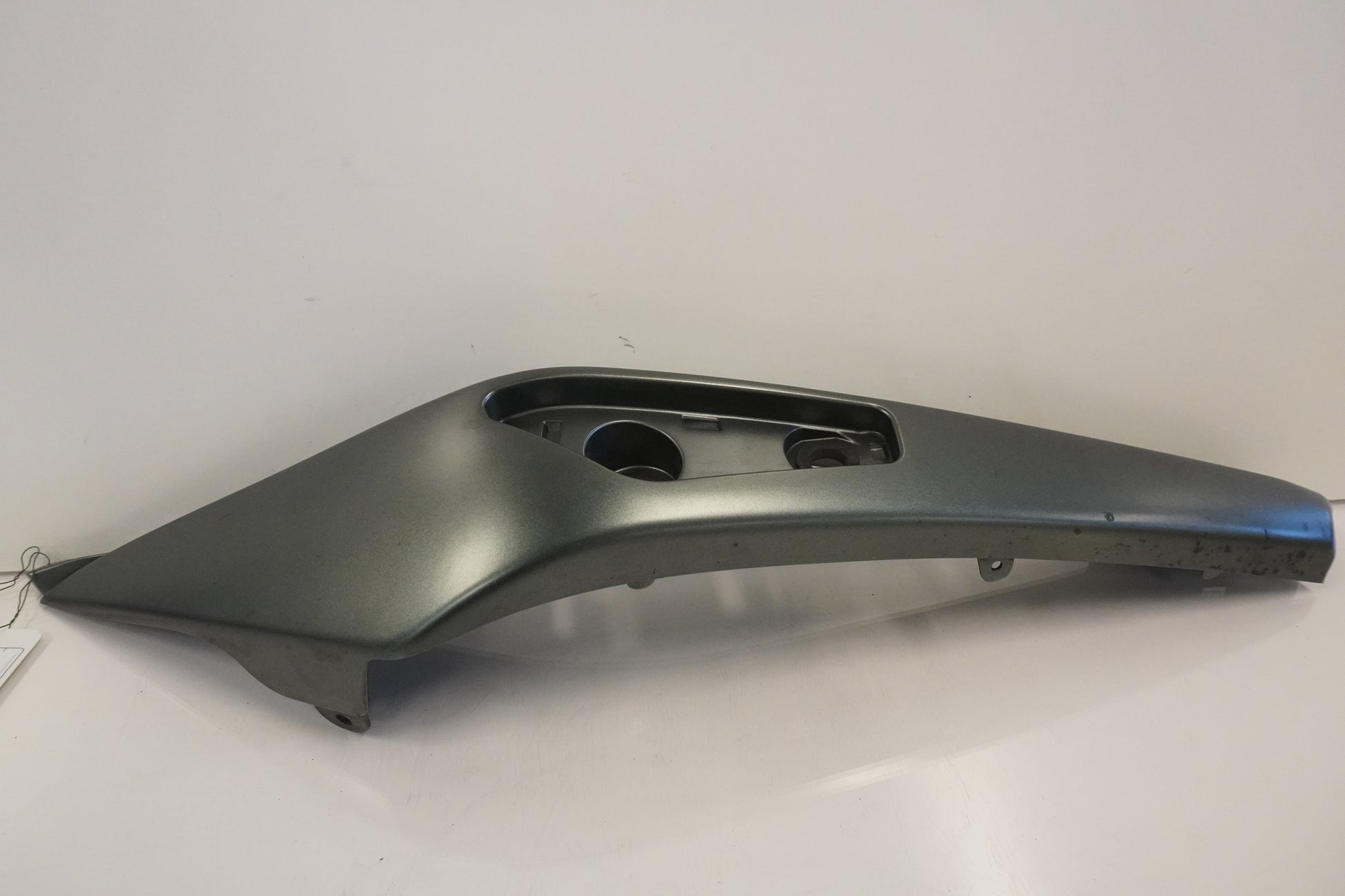 Framsidan på Bakvinge från en Kawasaki ER-6N -2011 motorcykel.