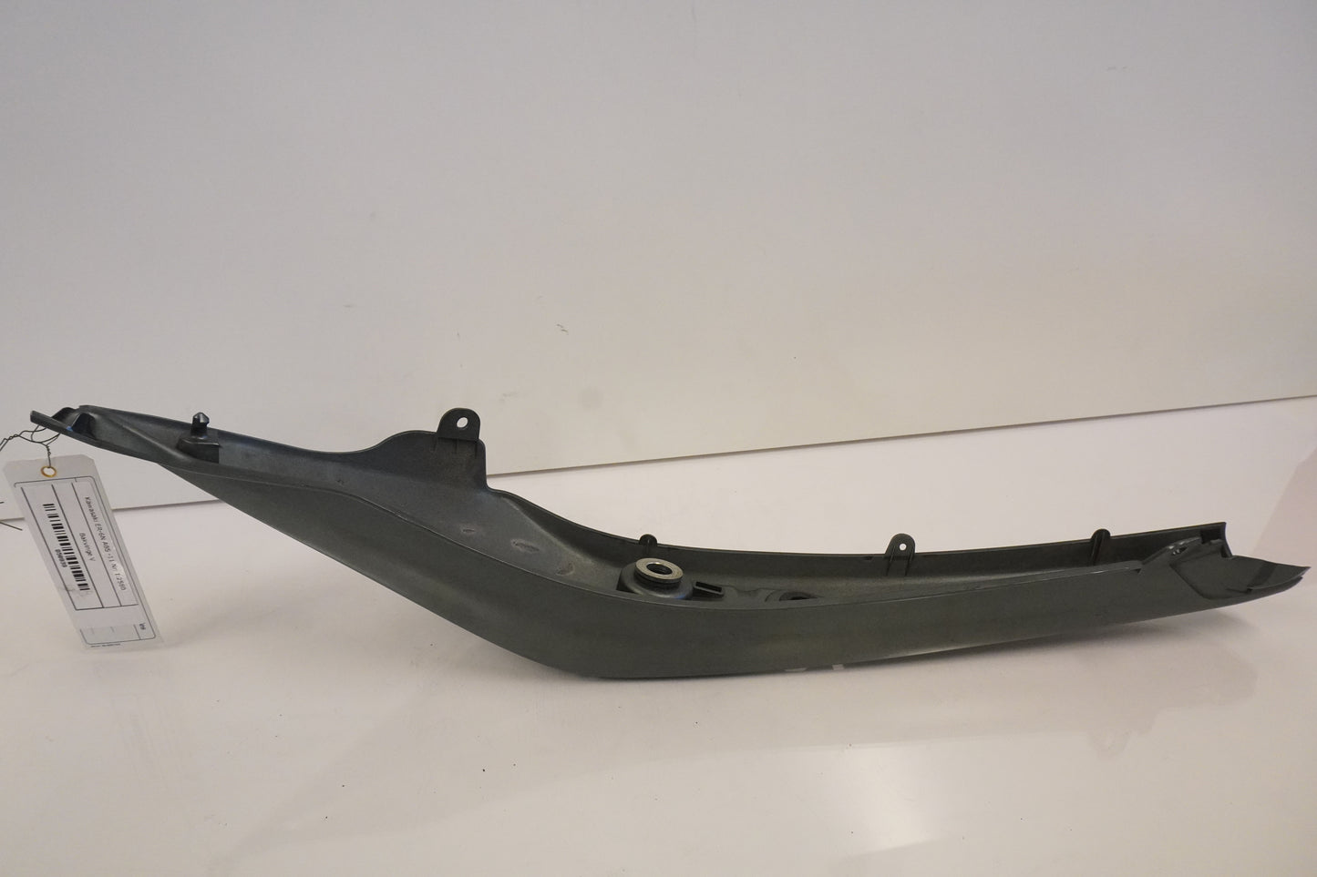 Baksidan på Bakvinge från en Kawasaki ER-6N -2011 motorcykel.