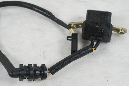 Baksidan på Tändpickup från en Honda CBR 900 RR -1997 motorcykel.