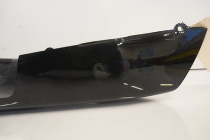 Höger sida på Bakvinge från en Kawasaki GTR 1400 -2008 motorcykel.