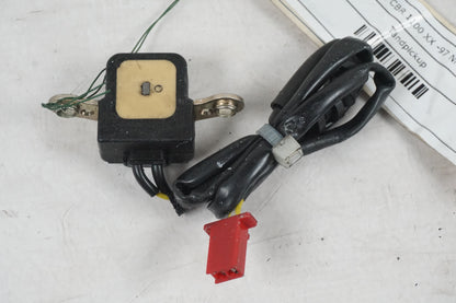 Framsidan på Tändpickup från en Honda CBR 1100 XX -1997 motorcykel.