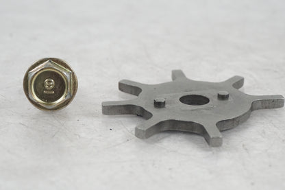 Baksidan på Tändpickup från en Honda CBR 1000 F -1987 motorcykel.