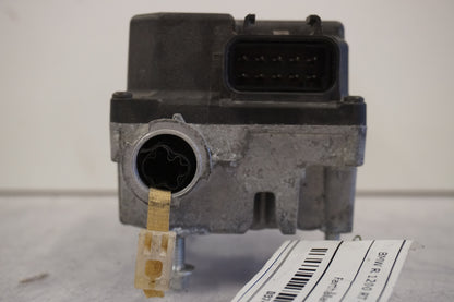 Baksidan på Farthållarservo från en BMW R 1200 RT -2011 motorcykel.