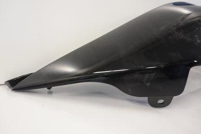 Baksidan på Bakvinge från en Kawasaki ER-6F -2006 motorcykel.