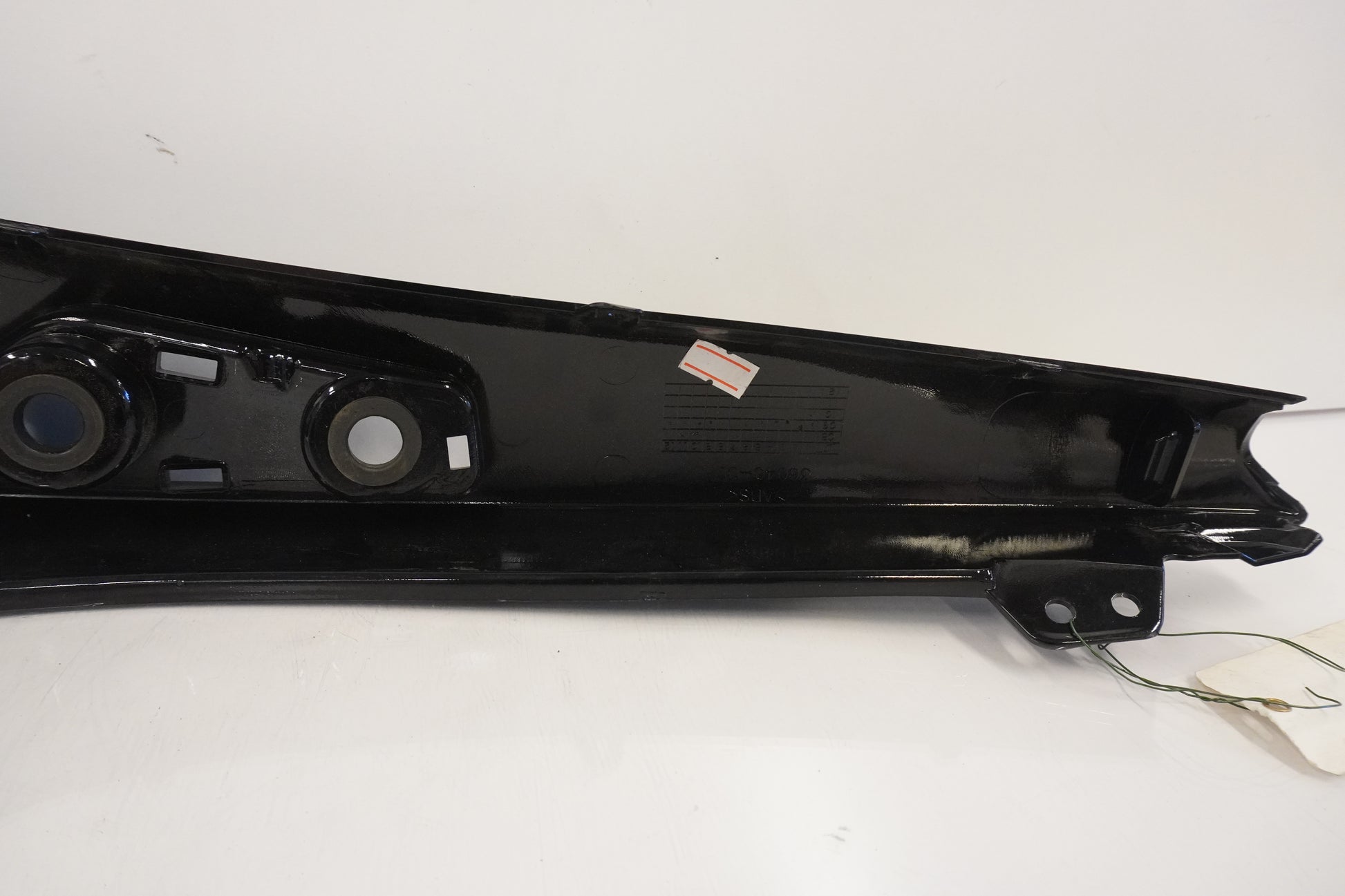 Snett uppifrån på Bakvinge från en Kawasaki ER-6F -2006 motorcykel.