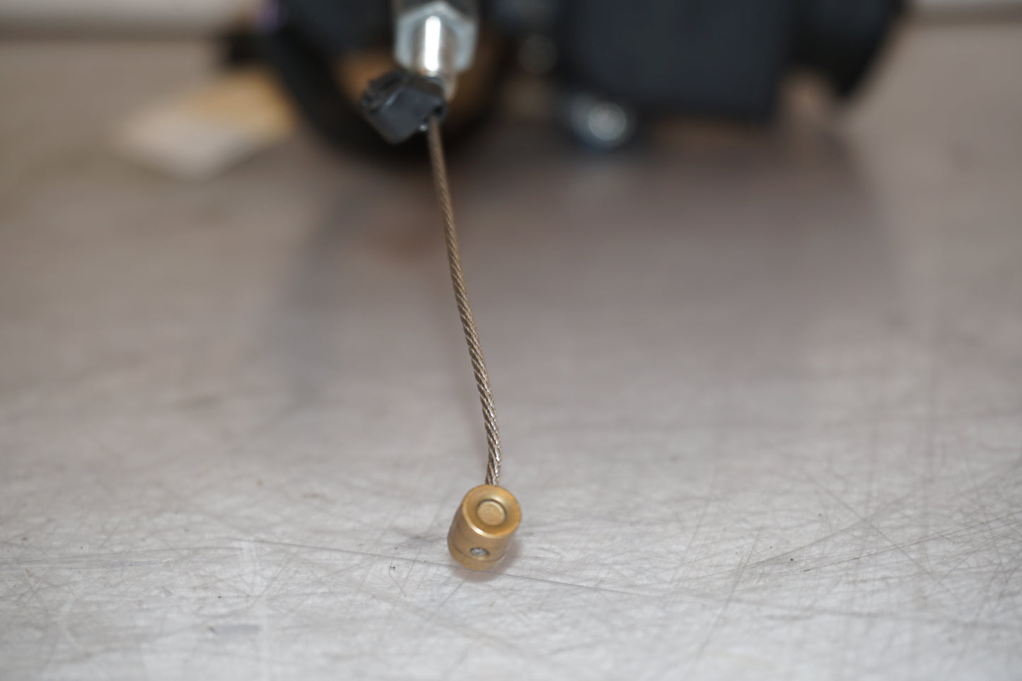 Extrabild1 på Spjällhus från en BMW R 1200 C -2002 motorcykel.