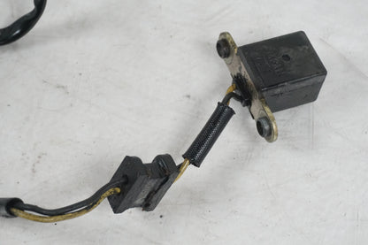 Baksidan på Tändpickup från en Kawasaki ZXR 400 -1993 motorcykel.