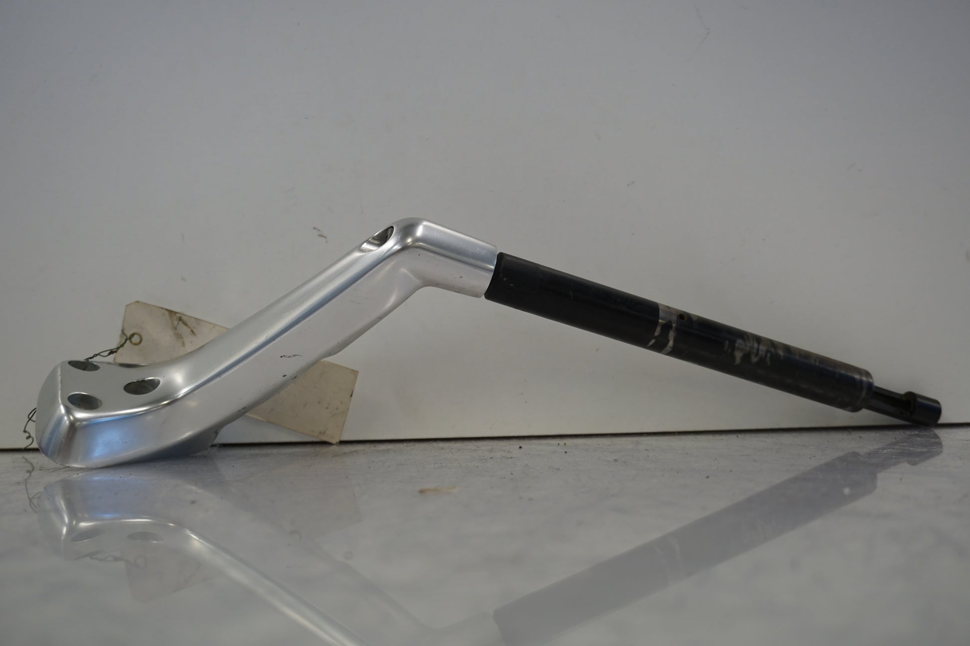 Framsidan på Styre från en BMW R 1150 RT -2003 motorcykel.