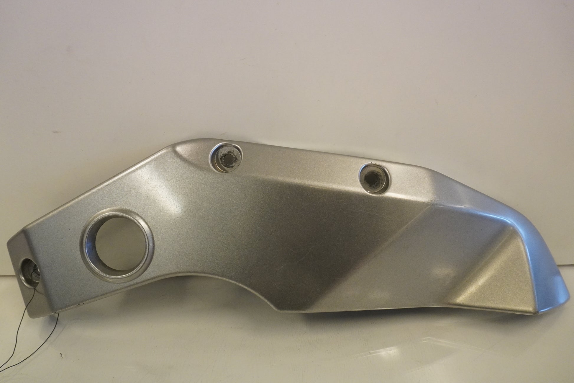 Framsidan på Ramdekor från en Kawasaki Z 1000 -2003 motorcykel.