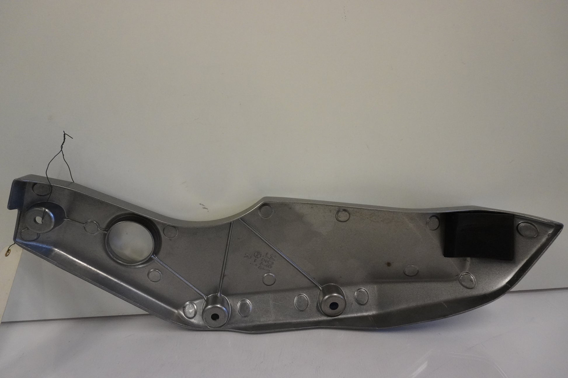 Baksidan på Ramdekor från en Kawasaki Z 1000 -2003 motorcykel.