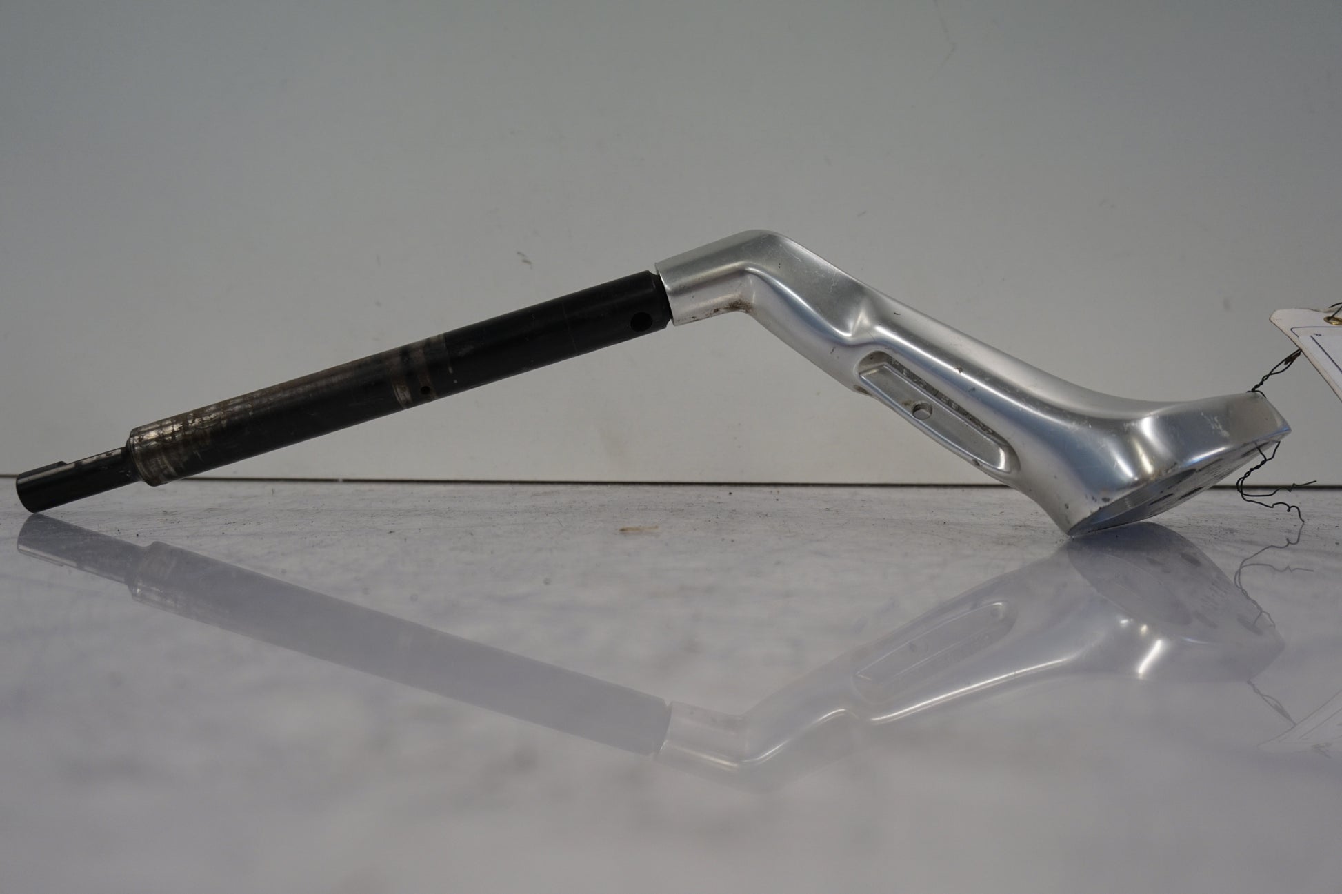 Höger sida på Styre från en BMW R 1150 RT -2003 motorcykel.