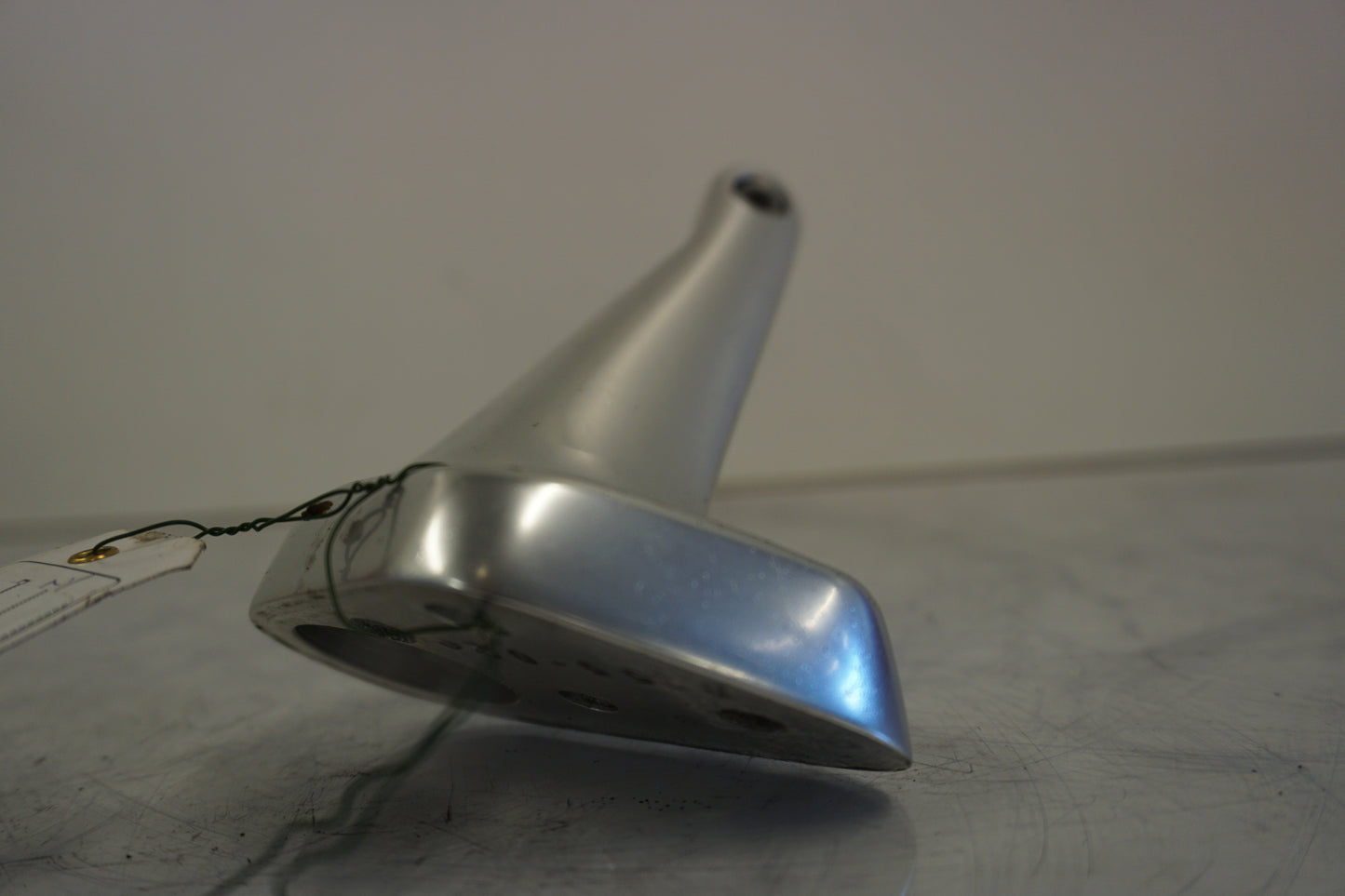 Vänster sida på Styre från en BMW R 1150 RT -2003 motorcykel.