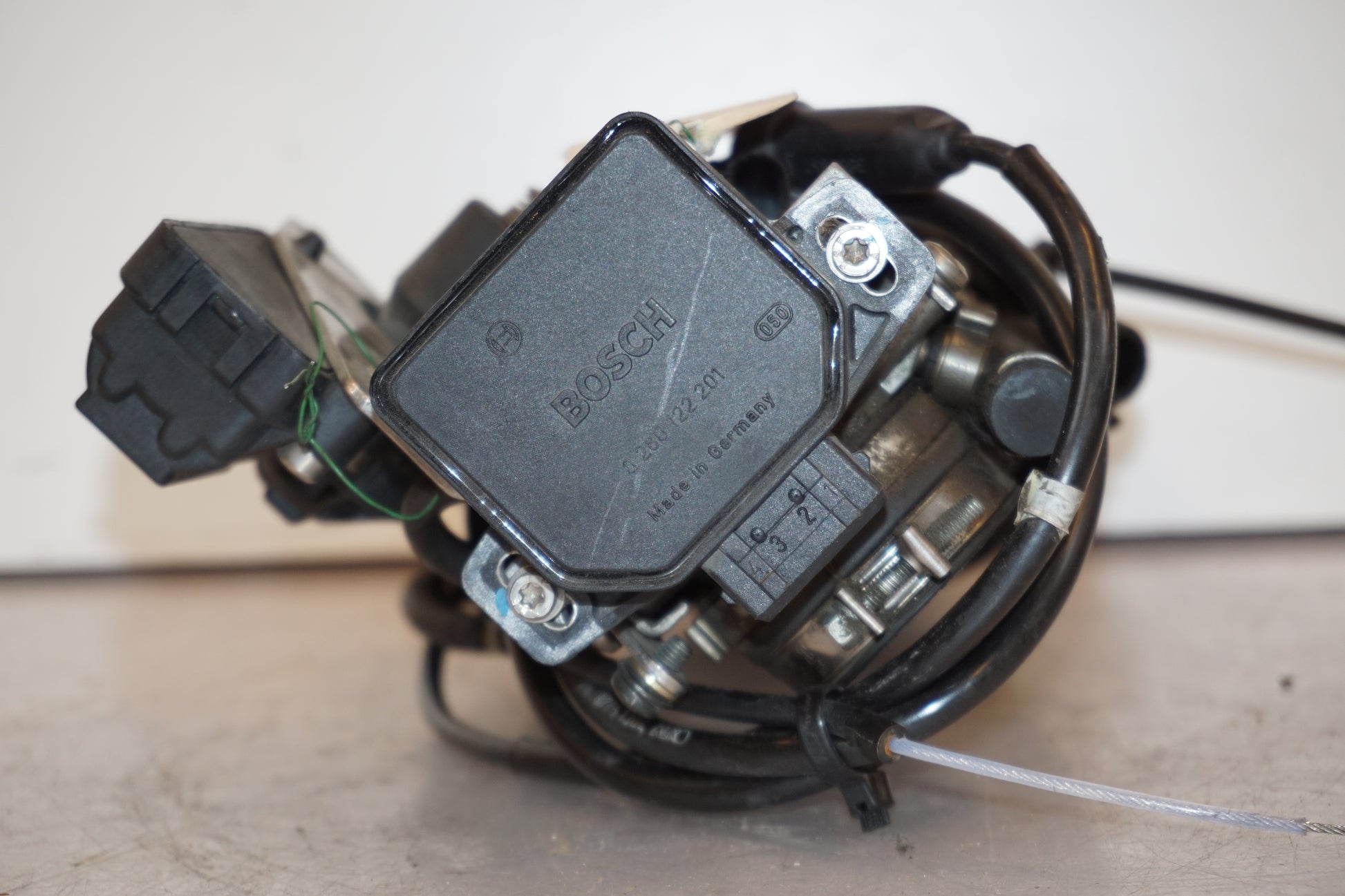 Snett uppifrån på Spjällhus från en BMW K 1200 LT -2004 motorcykel.