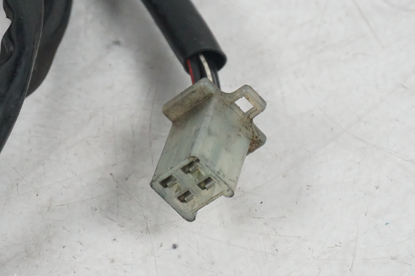 Baksidan på Tändpickup från en Kawasaki VN 750 -1994 motorcykel.