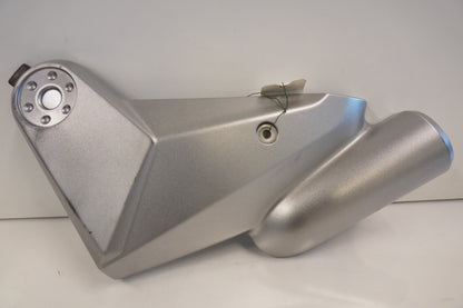 Framsidan på Ramplast från en Kawasaki Versys 650 -2007 motorcykel.