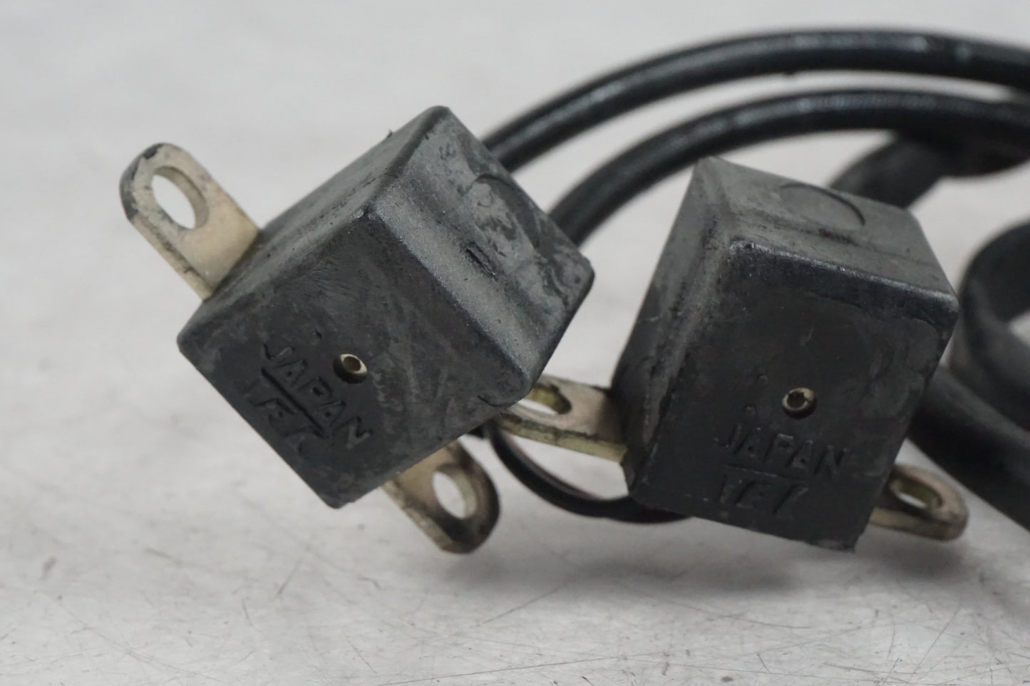 Snett uppifrån på Tändpickup från en Kawasaki VN 750 -1994 motorcykel.