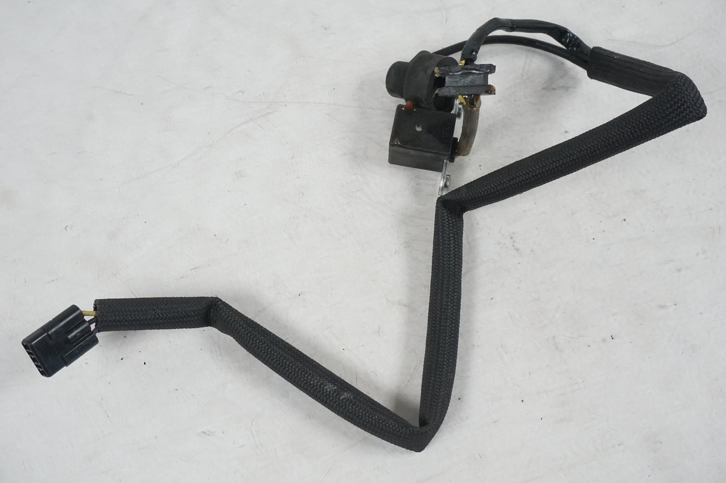 Framsidan på Tändpickup från en Kawasaki Versys 650 -2007 motorcykel.