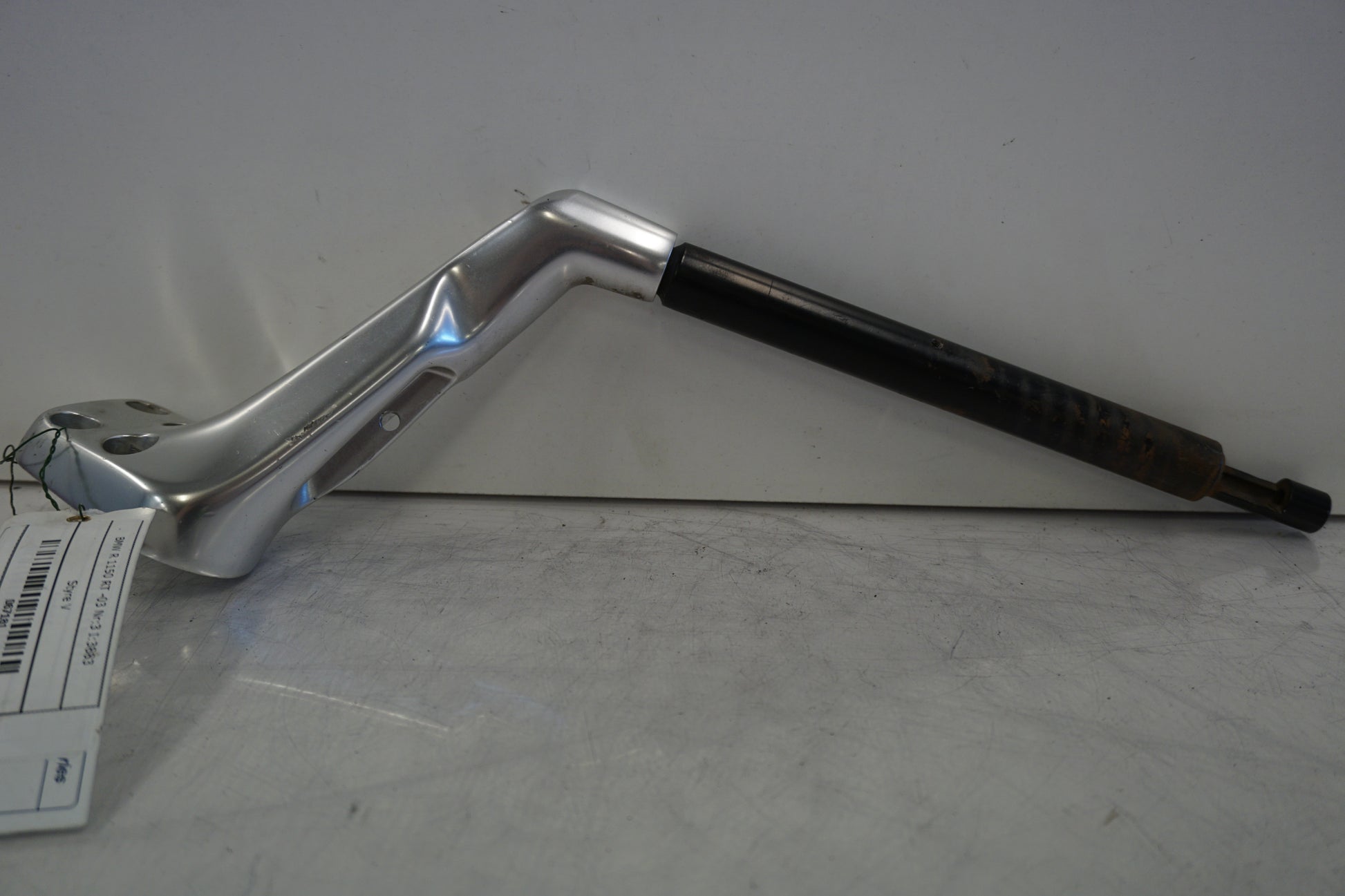 Framsidan på Styre från en BMW R 1150 RT -2003 motorcykel.