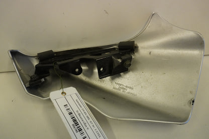 Höger sida på Strålkastarkåpa från en Kawasaki ER-6N -2007 motorcykel.