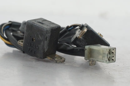 Höger sida på Tändpickup från en Kawasaki GPZ 500 -1991 motorcykel.