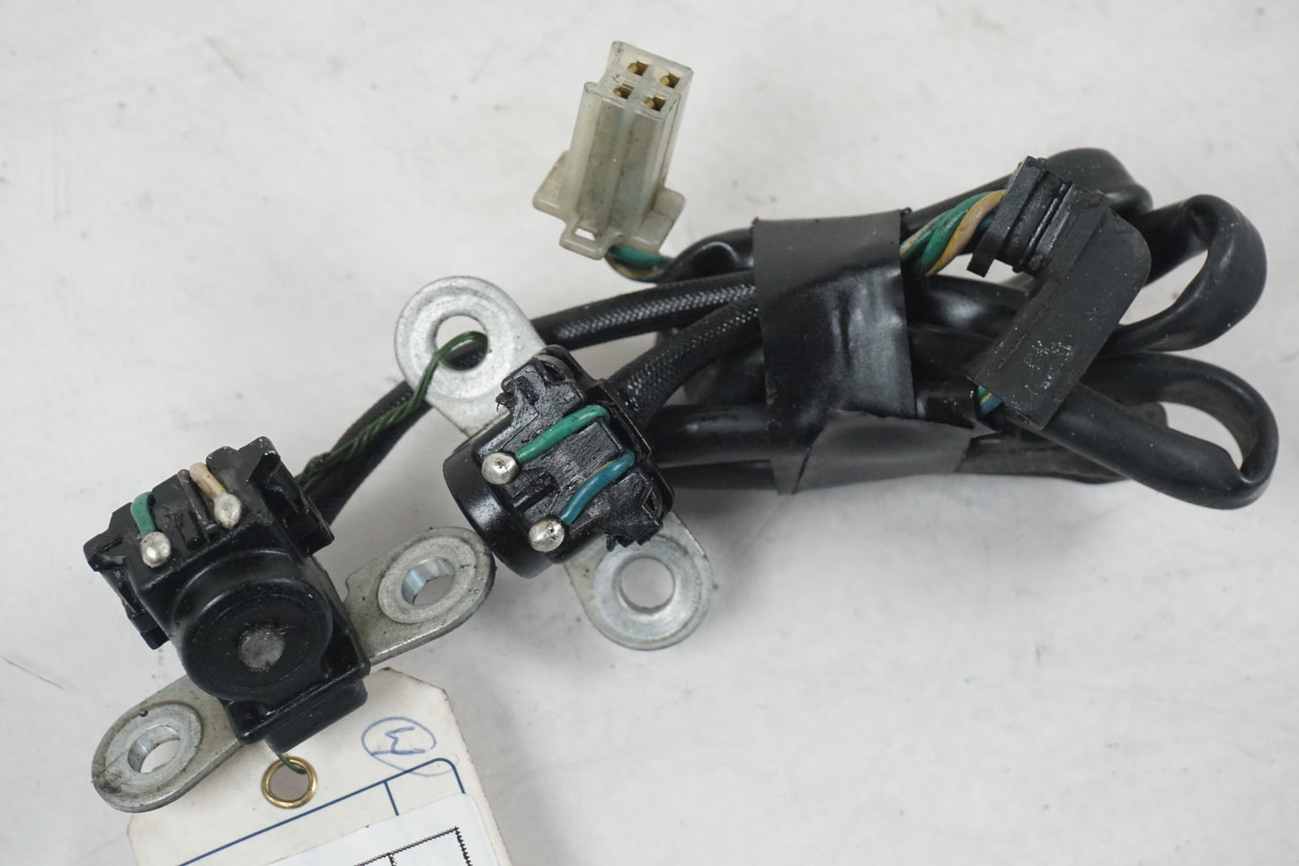 Höger sida på Tändpickup från en Honda XRV 750 -1990 motorcykel.