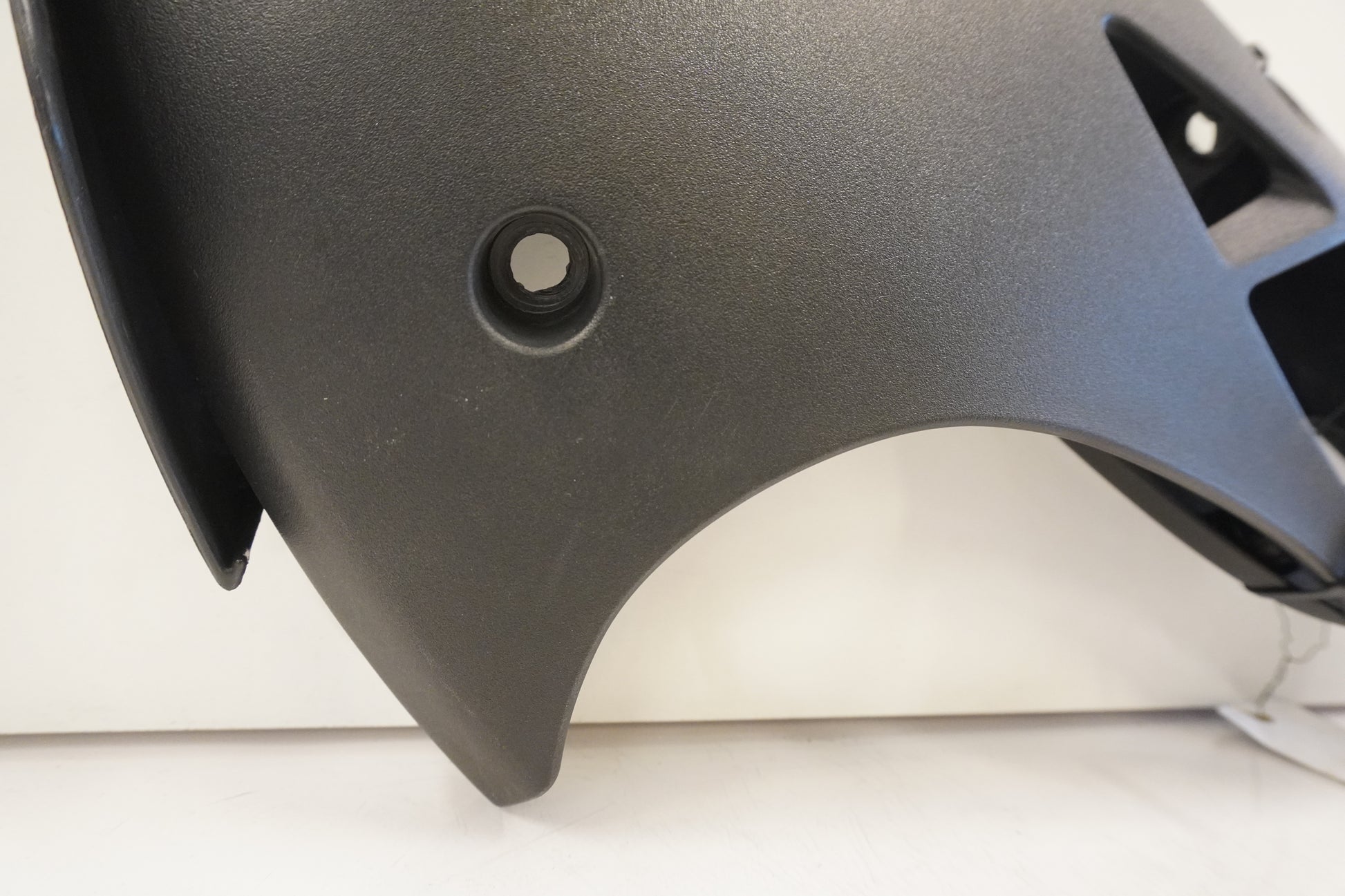 Höger sida på Magkåpa från en Kawasaki Versys 650 -2007 motorcykel.