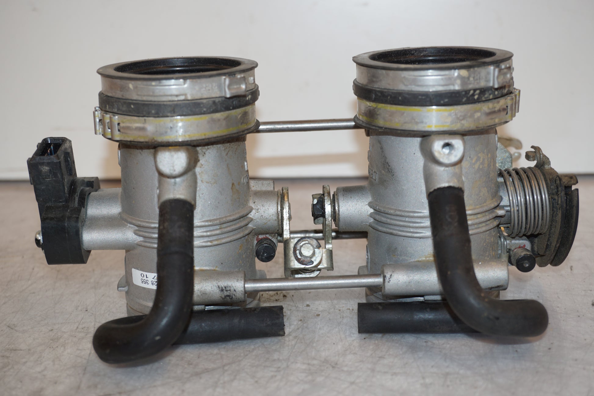 Extrabild7 på Spjällhus från en BMW F 800 GS -2011 motorcykel.