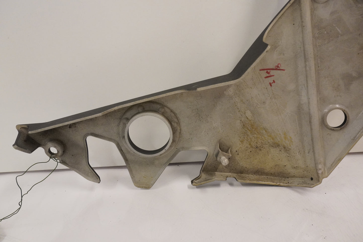 Vänster sida på Sidopanel från en Kawasaki Z 750 -2008 motorcykel.