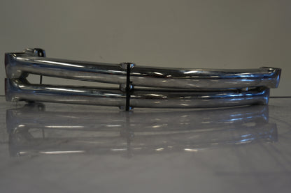 Vänster sida på Bakskärmstag från en Suzuki VS 1400 -1998 motorcykel.